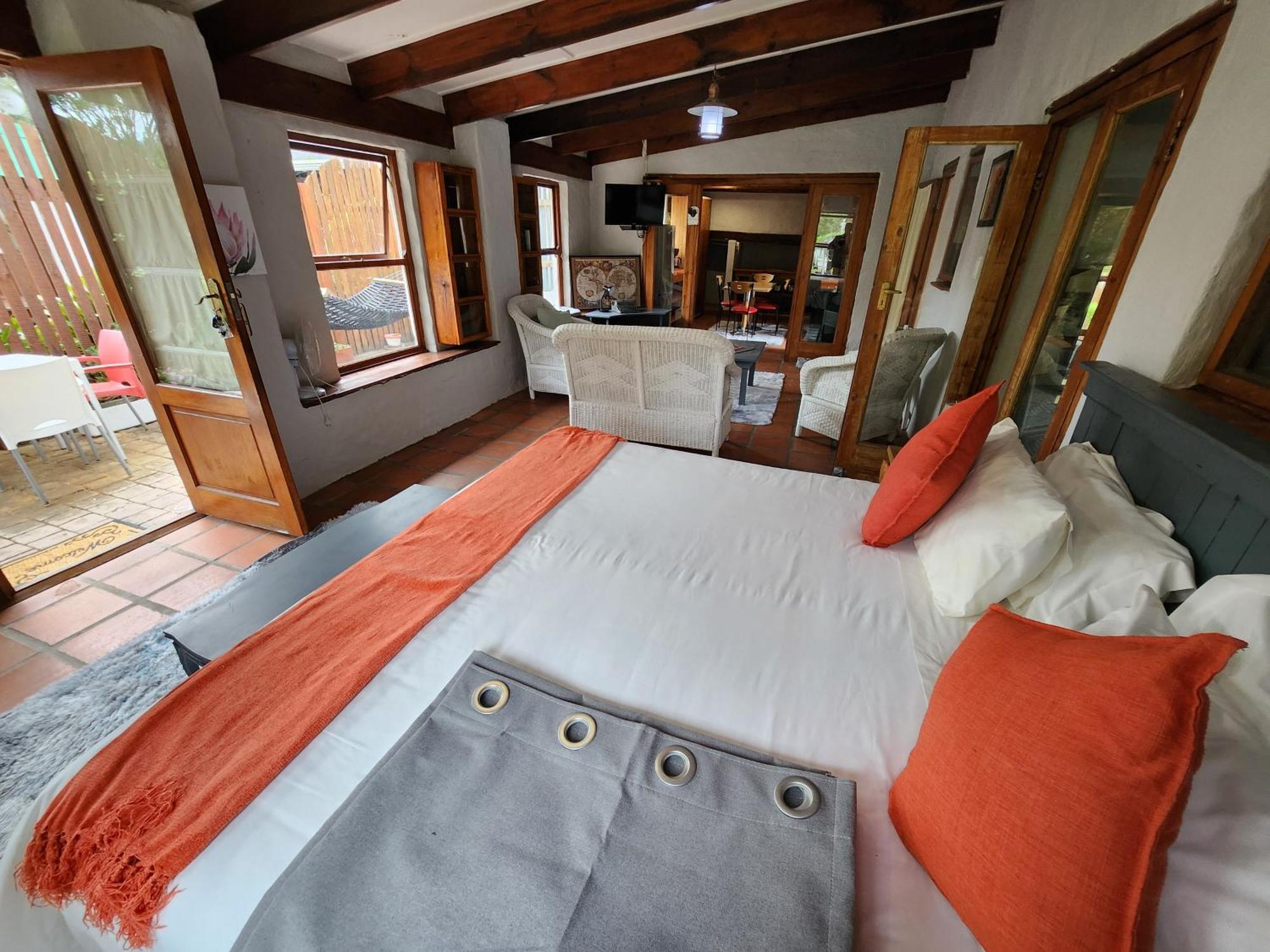 The Village Lodge Стормсривер Экстерьер фото