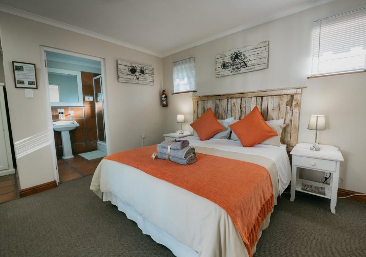 The Village Lodge Стормсривер Экстерьер фото